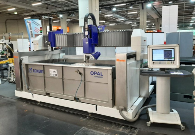 Eckert Opal Waterjet auf der Stone+tec 2026