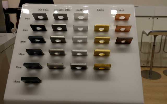 Laser-Schnittqualität im Vergleich bei verschiedenen Metallen und Dicken
