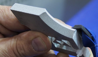 Wasserstrahlteil aus Aluminium 8 mm dick mit Fase / Schweißnahtvorbereitung