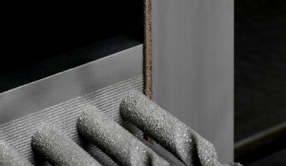CUBOGRIT® K, das kontinuierliche CBN- bestreute Sägeband für kleine Werkstückdimensionen.
