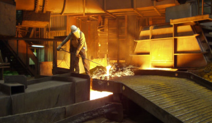 Probenehmer am Hochofen von ThyssenKrupp Steel in Duisburg