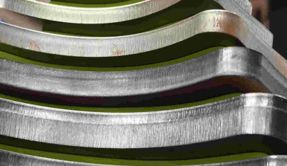 Laserteile mit unterschiedlichen Parametern geschnitten