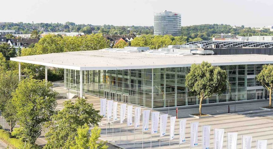 © Messe Essen: Blick auf Messe Essen Eingangshalle Ost